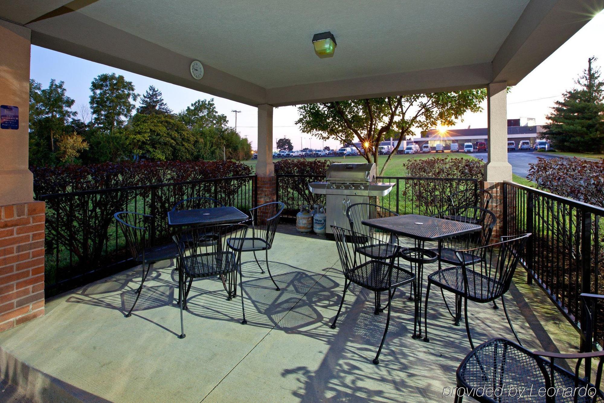Candlewood Suites Louisville Airport By Ihg Экстерьер фото